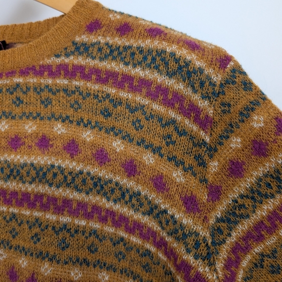 VINTAGE MULTI COLOR SWEATER SIZE MEDIUM - Picture 2 of 3